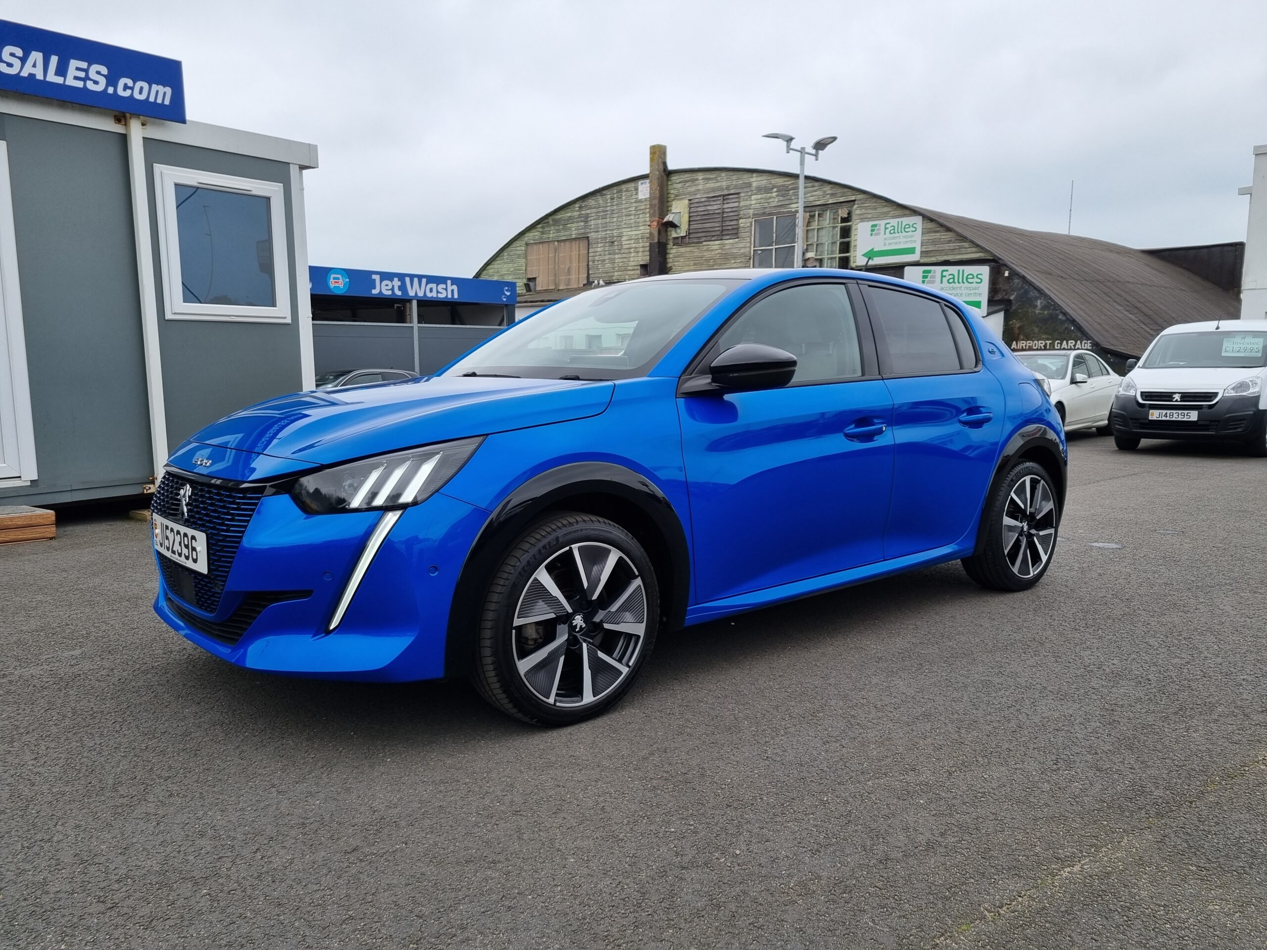 Ev Grant You Pay 154952021 Peugeot E 208 136bhp Gt Line 5drfully Electriccost New 33920 Now Only 18995 13
