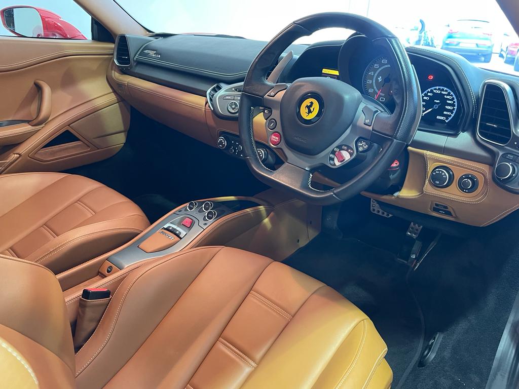 Ferrari 458 Italia F1 Dct 570bhp 17575 Worth Of Factory Optionsfull Main Dealer Service History 3