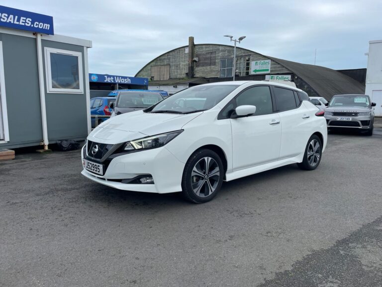 EV GRANT, YOU PAY £13495**31/12/2020 NISSAN LEAF 40KWH (6.6KW) N-CONNECTA*ONLY 12900 MILES**FULLY ELECTRIC**FULL MAIN DEALER SERVICE HISTORY, COST NEW £31,090.00