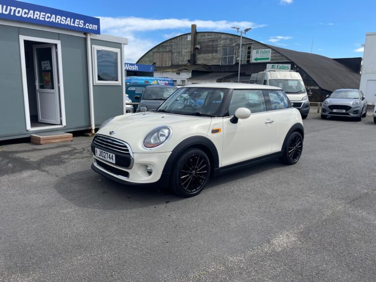 2016 MINI ONE 1.2 3DR HATCHBACK**ONLY 18000 MILES**LOW INSURANCE £9995