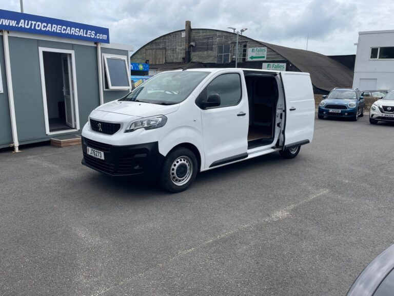 2021 PEUGEOT EXPERT 1000 1.5 BlueHDI 100 PROFESSIONAL**FULLY PLY-LINED**FULLY SERVICED**OUR PRICE  £15995+GST