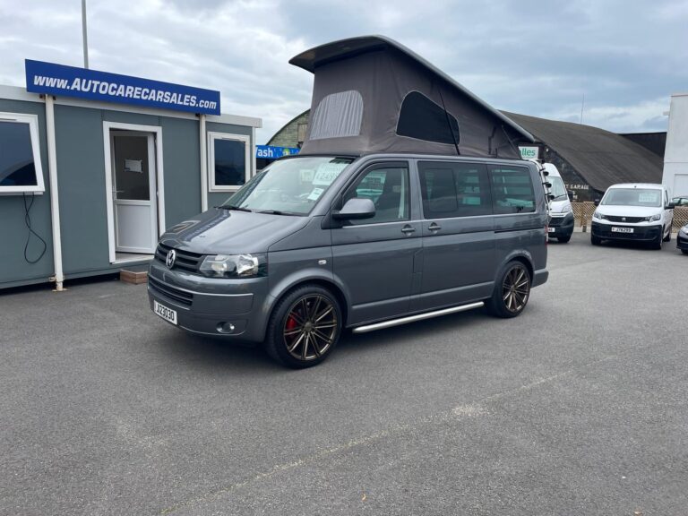 2013 VW TRANSPORTER 2.0TDI ( 114PS ) SWB T30 TRENDLINE**4 BERTH POP UP ROOF**RECENT CAM-BELT SERVICE**OUR PRICE “£24995