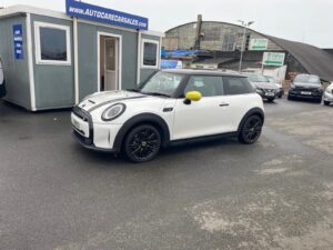 28-12-2022 MINI COOPER S L2 HATCHBACK**FULLY ELECTRIC ZERO EMISSION**ONLY 14700 MILES**COST £30945 NEW!! OUR PRICE £14995