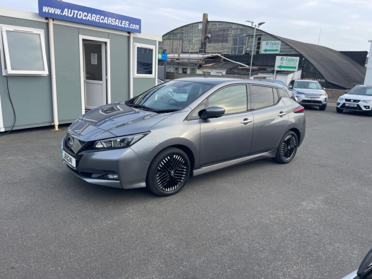 NOV 2022 NISSAN LEAF N-CONNECTA EDITION**FULLY ELECTRIC**FACELIFT MODEL**ONLY 9800 MILES**OUR PRICE £12995
